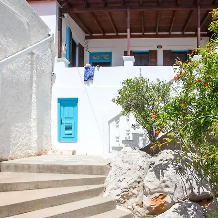 Isminis Villa Chalki Town